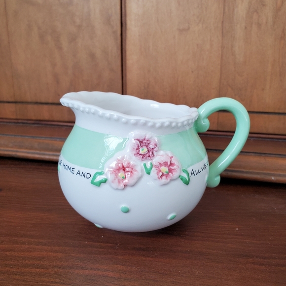 Susan Branch 2002 Michel & Company Creamer - The Good Life pattern - Picture 2 of 9